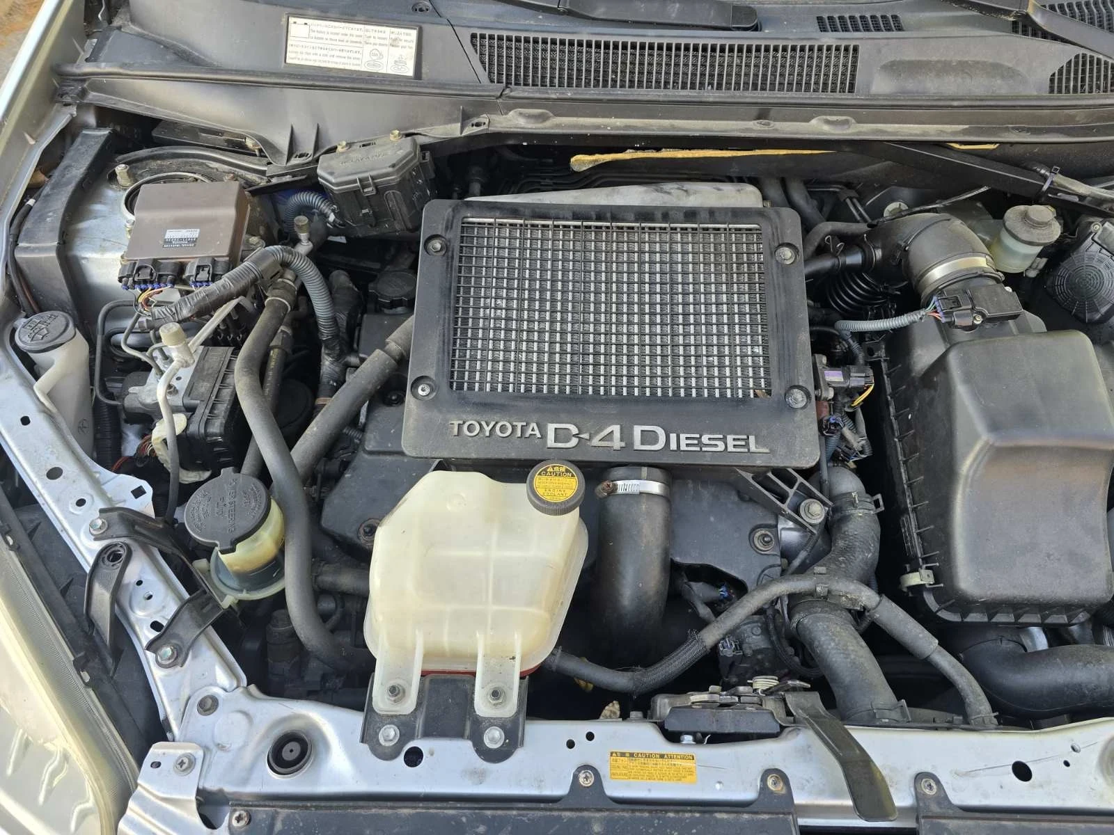 Toyota Rav4 4x4, снимка 14 - Автомобили и джипове - 54335142