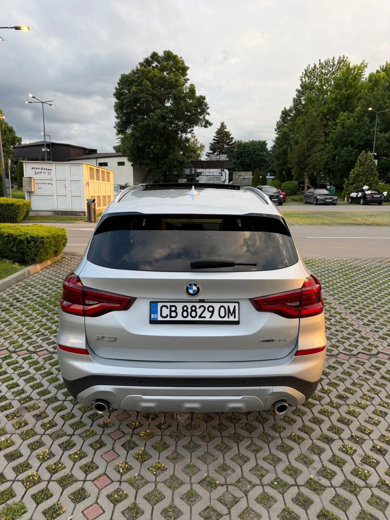 BMW X3 ПАНОРАМА/360/HEAD UP/KEYLESS/ПОДРЕВ/DIGITAL/30E, снимка 6 - Автомобили и джипове - 55064147