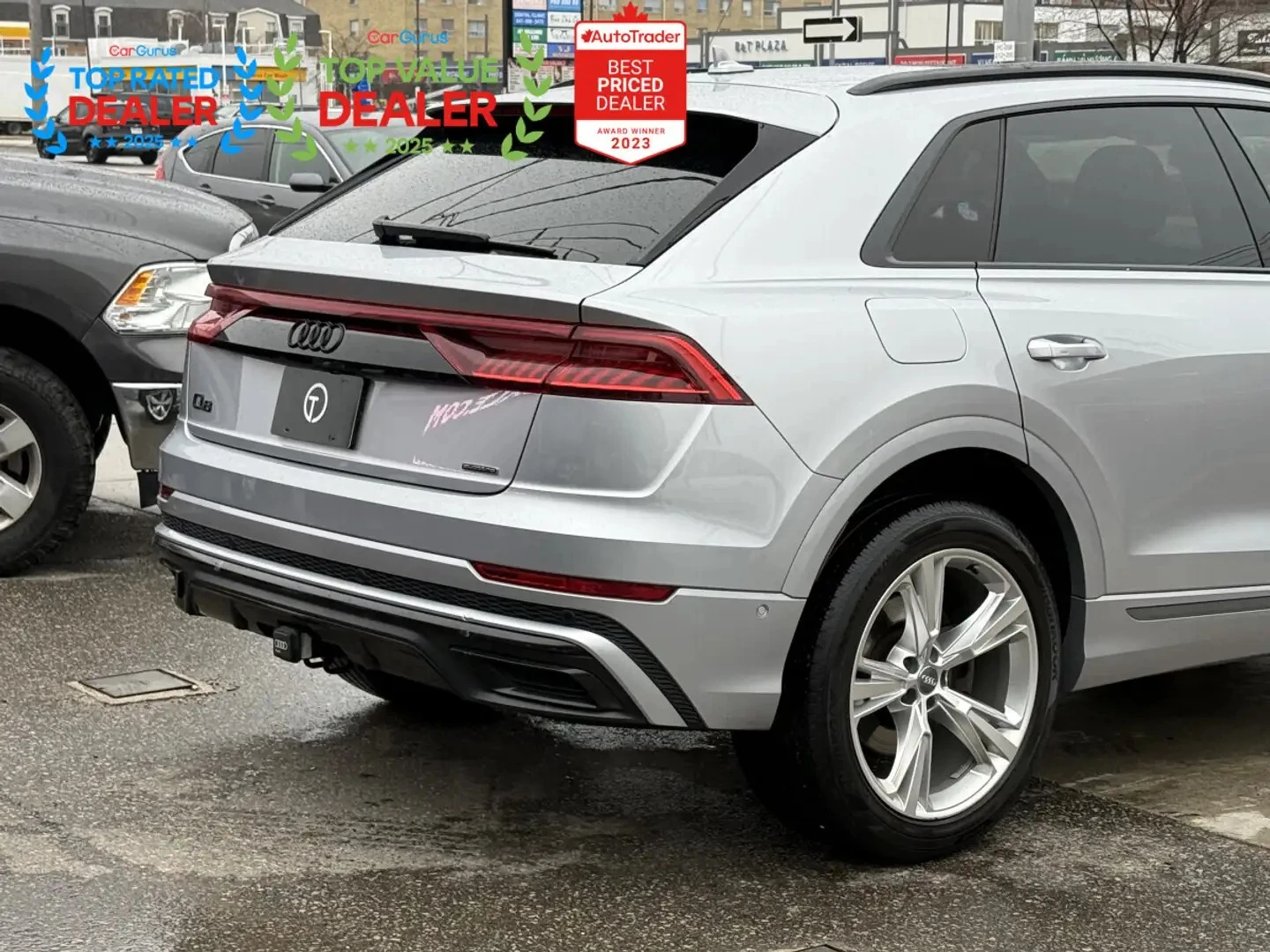 Audi Q8 PROGRESSIV ЦЕНА ДО БЪЛГАРИЯ АВТОКРЕДИТ, снимка 2 - Автомобили и джипове - 55068233