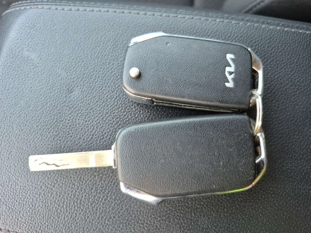 Kia Sportage LX/CARFAX/Подгрев/Памет/, снимка 8 - Автомобили и джипове - 55377122