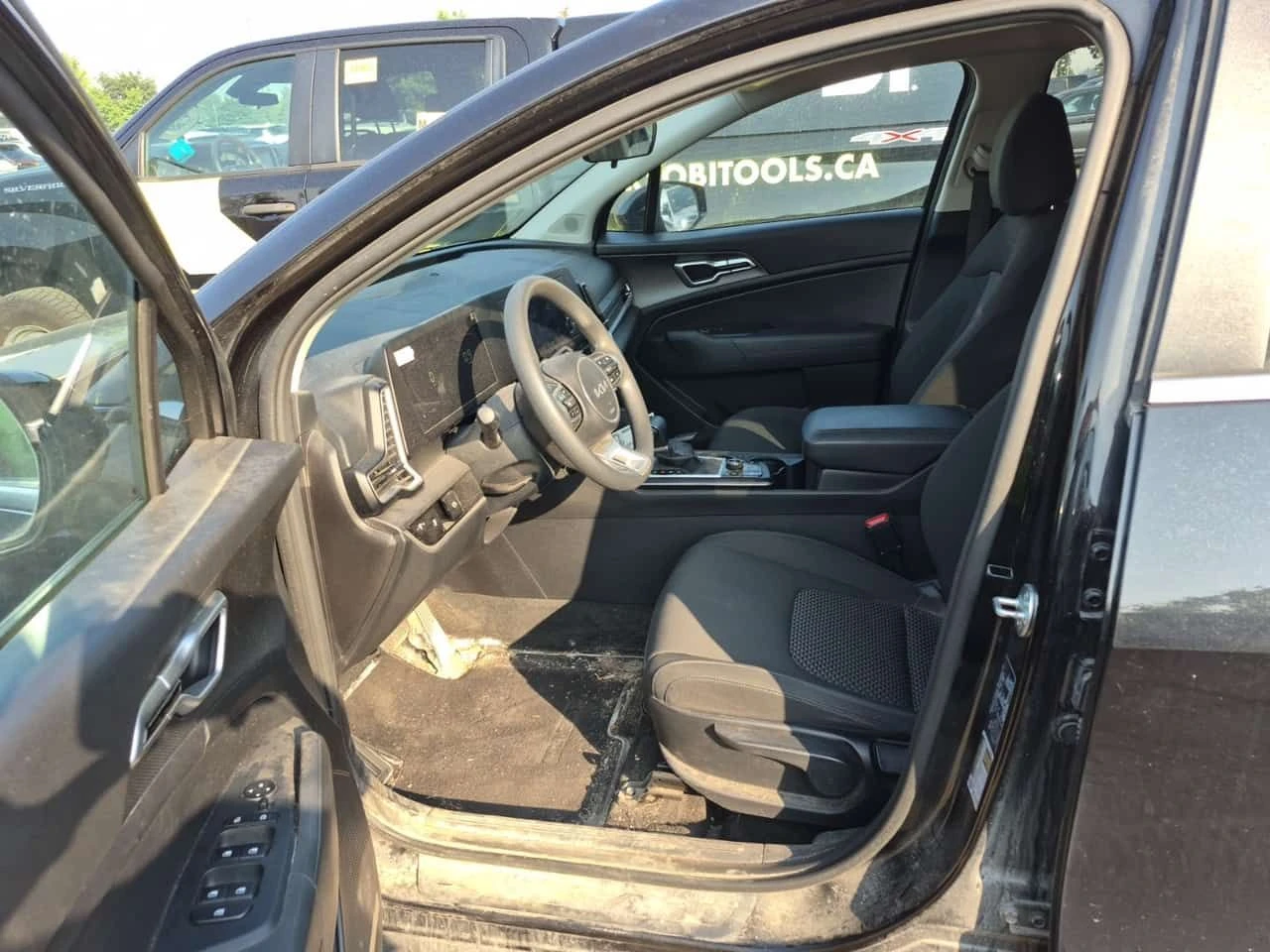 Kia Sportage LX/CARFAX/Подгрев/Памет/, снимка 5 - Автомобили и джипове - 55377122