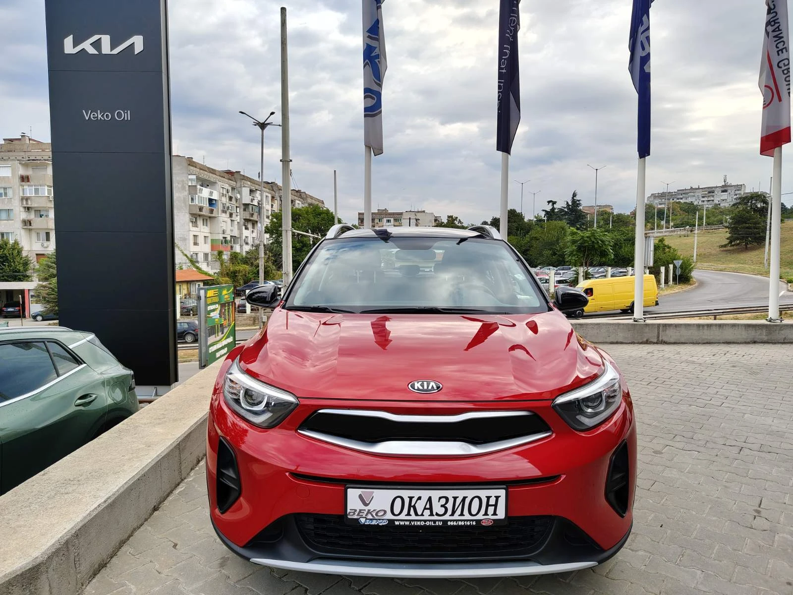 Kia Stonic LX, снимка 2 - Автомобили и джипове - 55811265