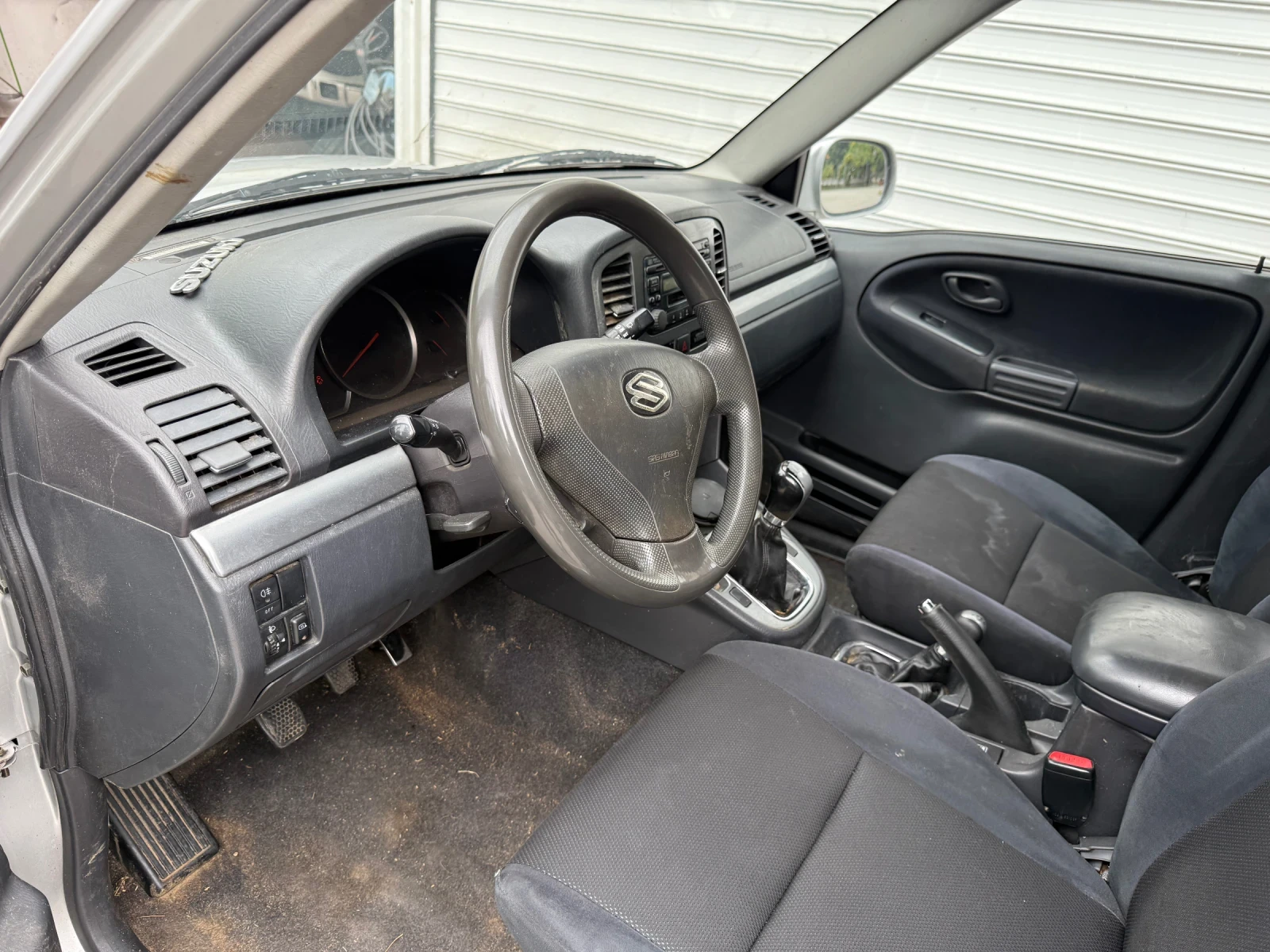 Suzuki Grand vitara 2.0D, снимка 4 - Автомобили и джипове - 56273750
