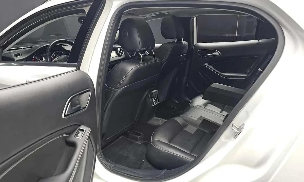 Mercedes-Benz GLA 220 * GLA220 Premium /����������� | Mobile.bg � ����������� 12