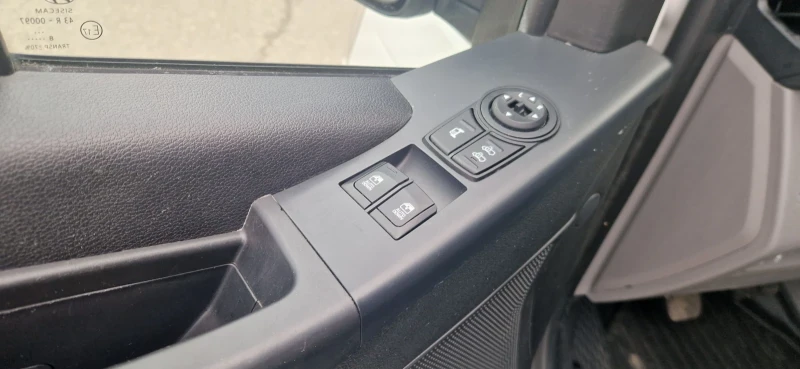 Hyundai H350 Макси, 150к, климатик , снимка 15 - Бусове и автобуси - 53473113