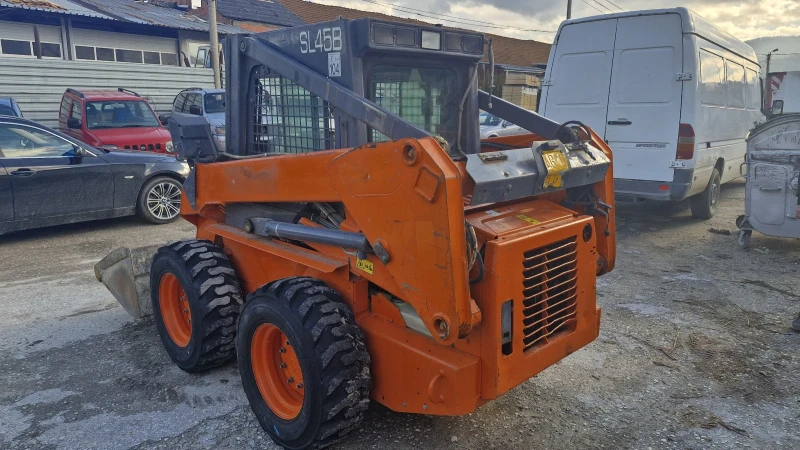 Челен товарач Hitachi SL45BH 2900 КГ, снимка 6 - Индустриална техника - 48381324