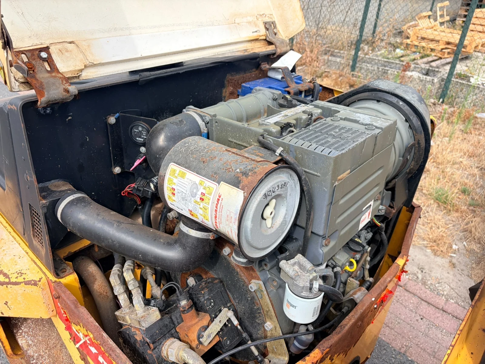 Валяк Dynapac CC122, снимка 8 - Индустриална техника - 55804676