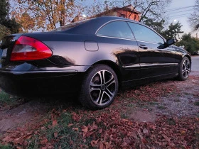 Mercedes-Benz CLK 220, снимка 4