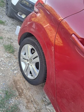 Peugeot 208 1.2 бензин, EURO 6 сменен ангренаж, снимка 16