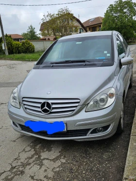     Mercedes-Benz B 180