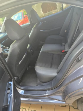 Lexus IS 300 ? Lexus IS300h Hybrid    - 16555 € / 32378.77 лв. - 91393234 7