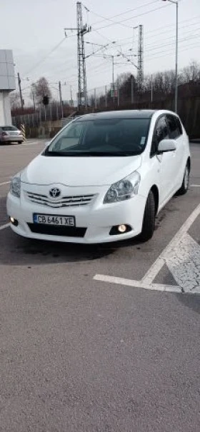 Toyota Verso, снимка 5 - Автомобили и джипове - 56231705