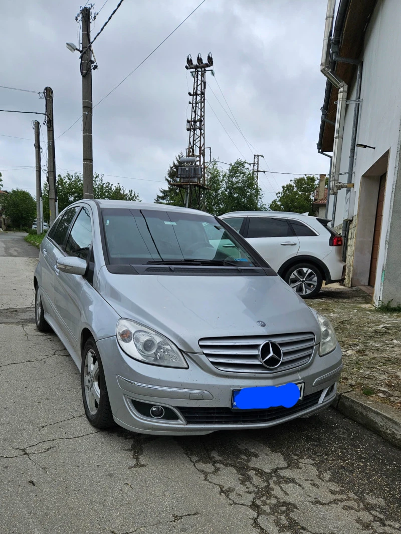 Mercedes-Benz B 180, снимка 2 - Автомобили и джипове - 48545003