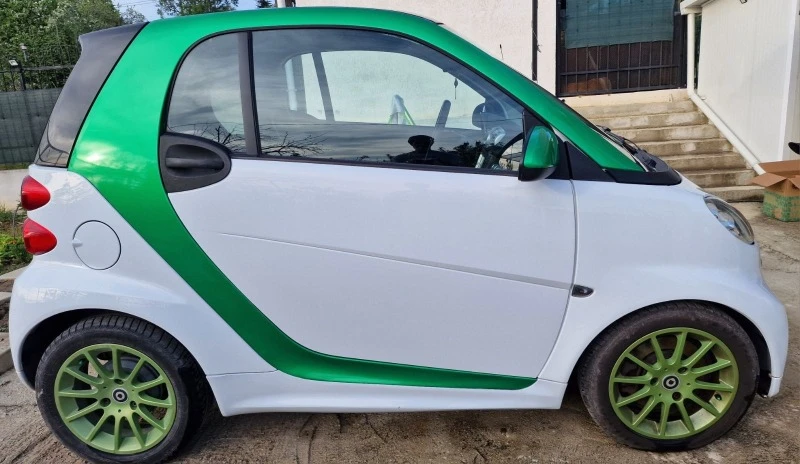 Smart Fortwo, снимка 4 - Автомобили и джипове - 47334129