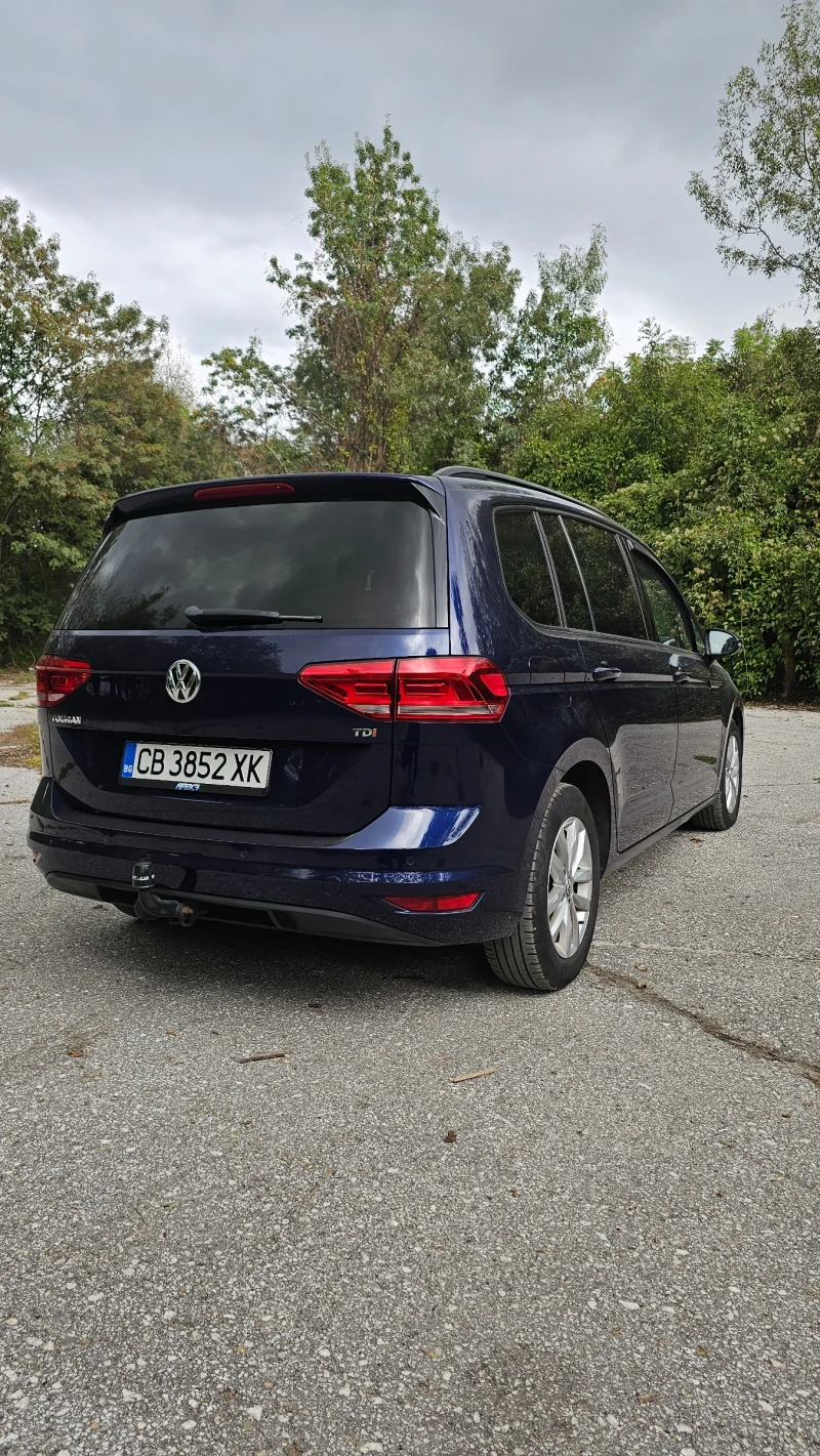 VW Touran  TDI, R-Line, 7 местен, снимка 5 - Автомобили и джипове - 47370628