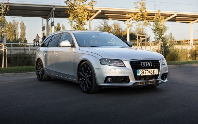 Audi A4 3.0 TDI * Quattro * LED * Distronic * 6HP ZF, снимка 1 - Автомобили и джипове - 47454958