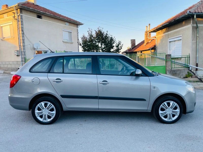 Skoda Fabia 1.6I* 105к.с* 2008* FACELIFT, снимка 5 - Автомобили и джипове - 47917661