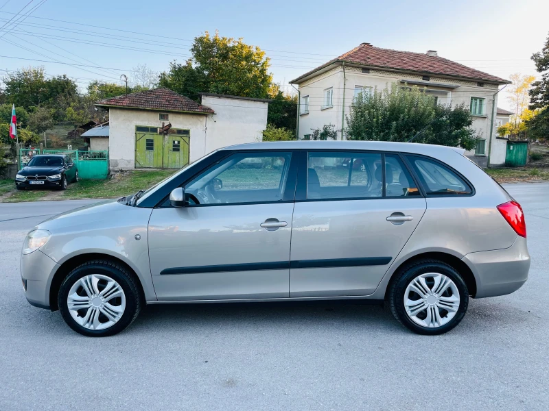 Skoda Fabia 1.6I* 105к.с* 2008* FACELIFT, снимка 9 - Автомобили и джипове - 47917661