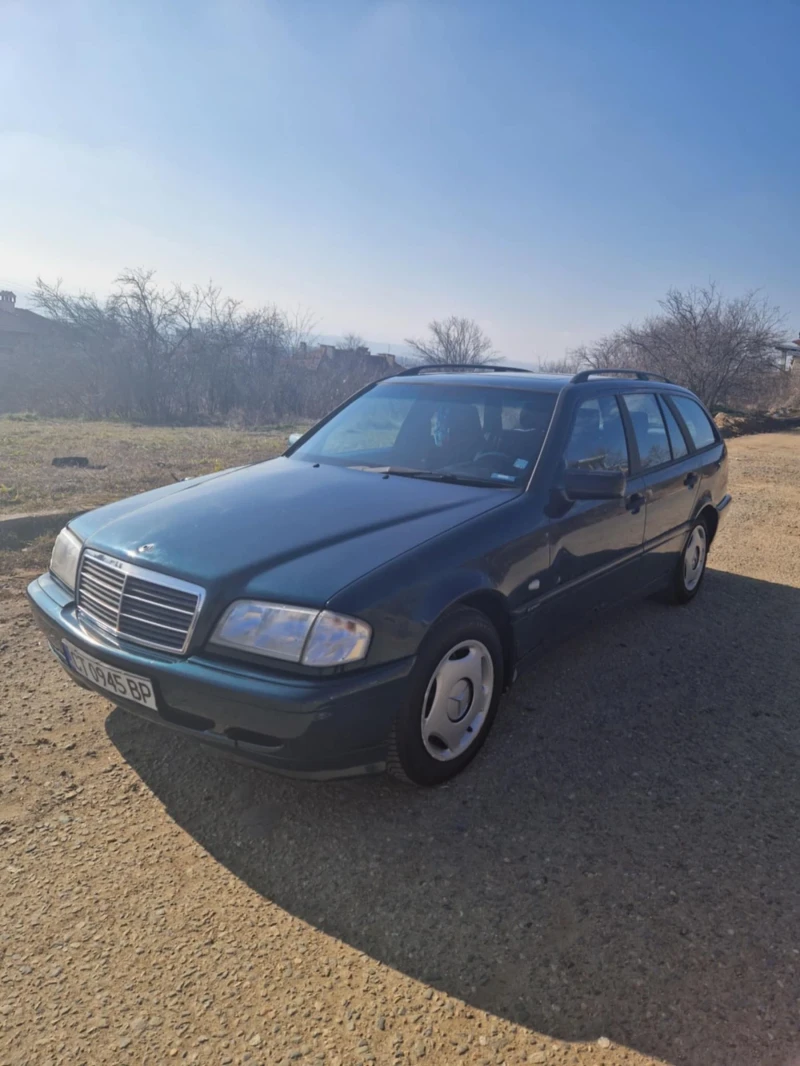 Mercedes-Benz C 180, снимка 12 - Автомобили и джипове - 48936749