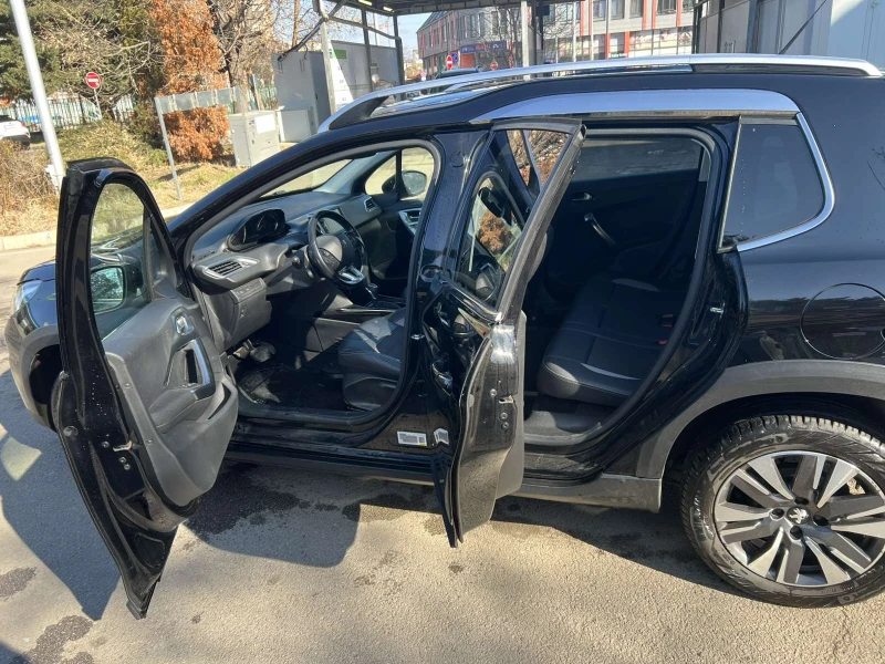 Peugeot 2008, снимка 3 - Автомобили и джипове - 49103086