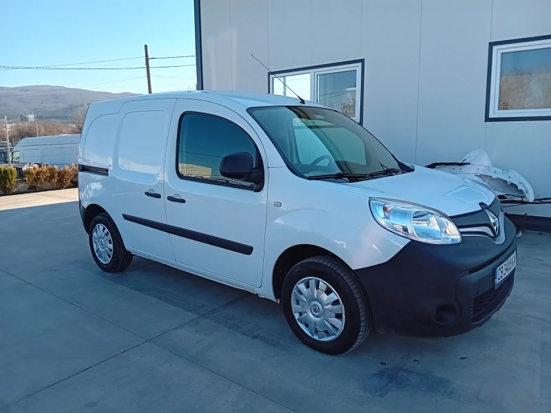 Renault Kangoo Безупречно състояние , снимка 2 - Автомобили и джипове - 49380605