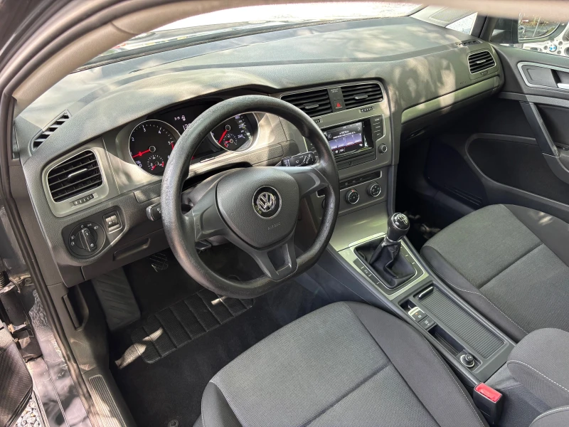 VW Golf 1.6TDI, снимка 7 - Автомобили и джипове - 50665442