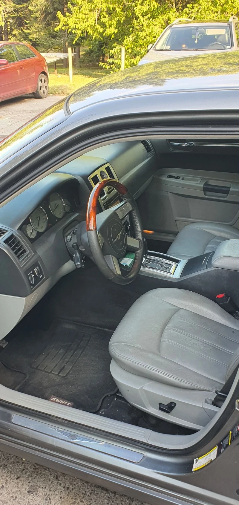 Chrysler 300c 3.0 crdi, снимка 2 - Автомобили и джипове - 52724385