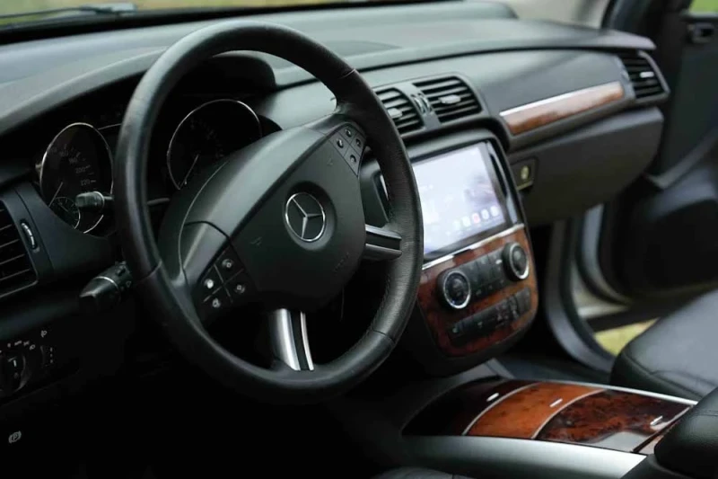 Mercedes-Benz R 350 4 MATIC, снимка 7 - Автомобили и джипове - 52486577