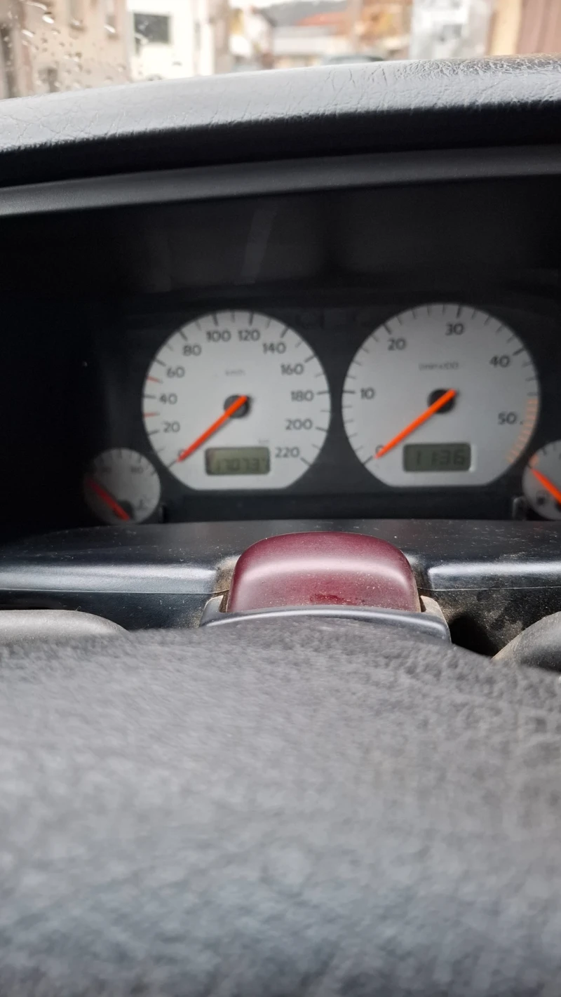 VW Golf, снимка 11 - Автомобили и джипове - 52565927