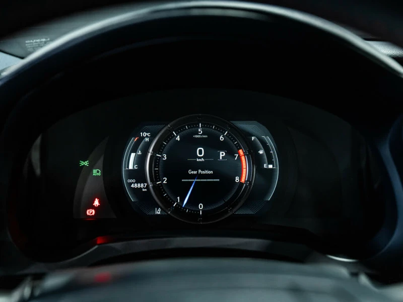 Lexus RC 300h F Sport AWD* АвтоКредит* (ЦЕНА ДО БГ), снимка 9 - Автомобили и джипове - 52617501