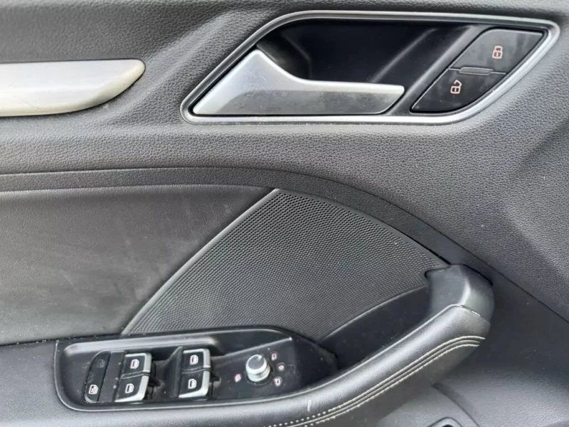 Audi S3 2.0T quattro Technik AWD, снимка 12 - Автомобили и джипове - 52693865