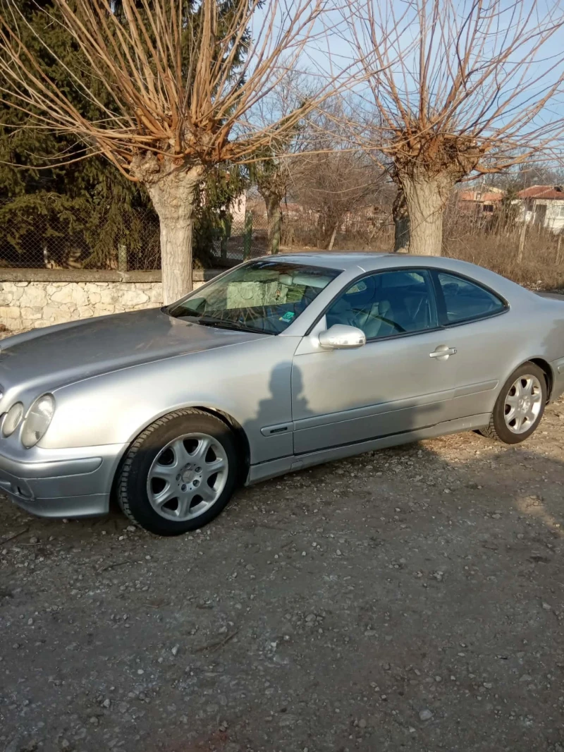 Mercedes-Benz CLK, снимка 4 - Автомобили и джипове - 53467613