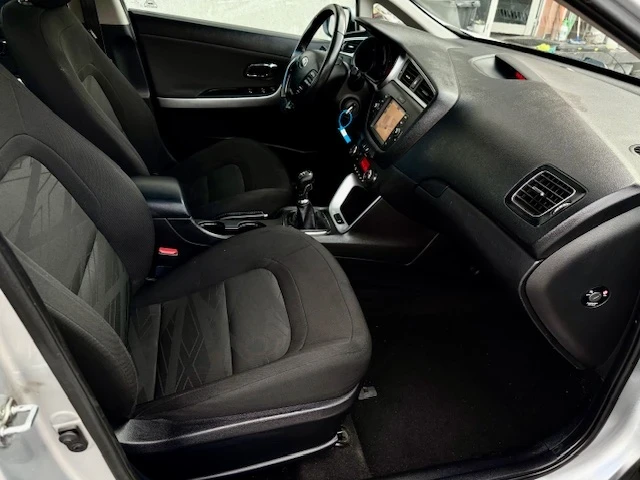 Kia Ceed 1.6CRDI-135-FACELIFT--EURO6 | Mobile.bg   14