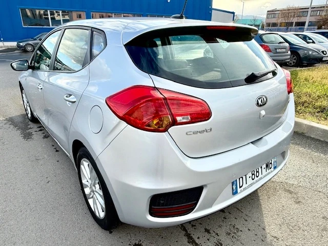 Kia Ceed 1.6CRDI-135кс-FACELIFT-НАВИГАЦИЯ-EURO6 - изображение 4