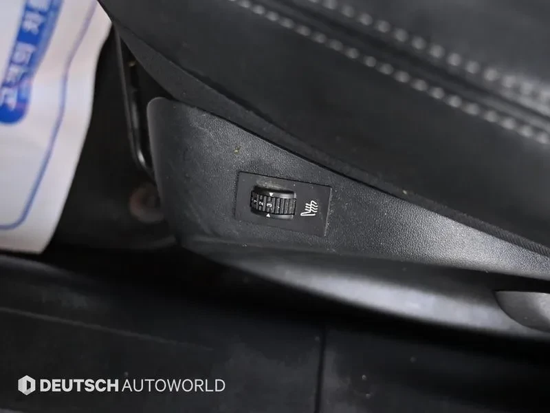 Peugeot 2008 1.6 BlueHDI - САМО 30% АВАНС, снимка 17 - Автомобили и джипове - 56016758
