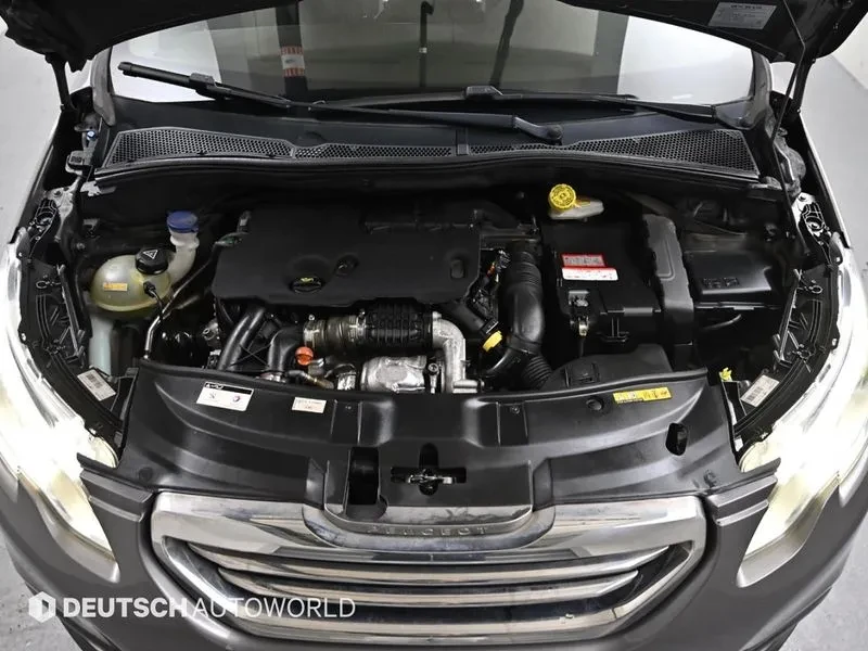 Peugeot 2008 1.6 BlueHDI - САМО 30% АВАНС, снимка 6 - Автомобили и джипове - 56016758