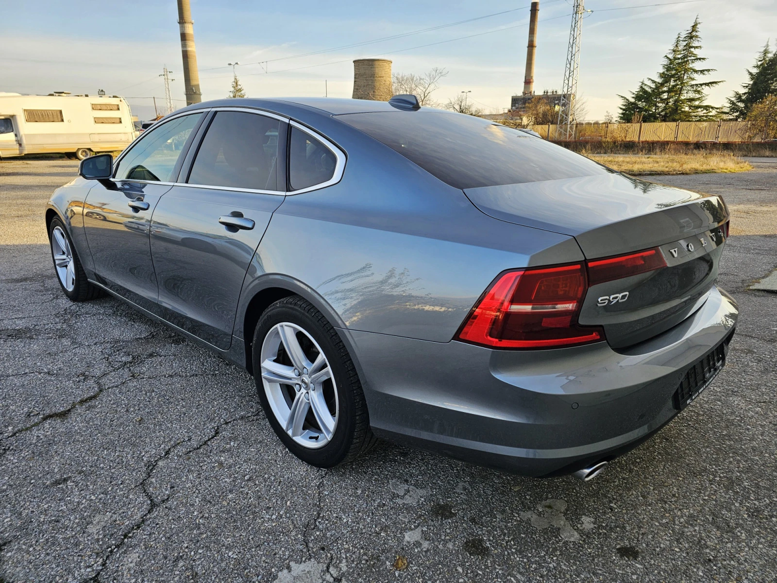 Volvo S90 2.0 D4 - изображение 5