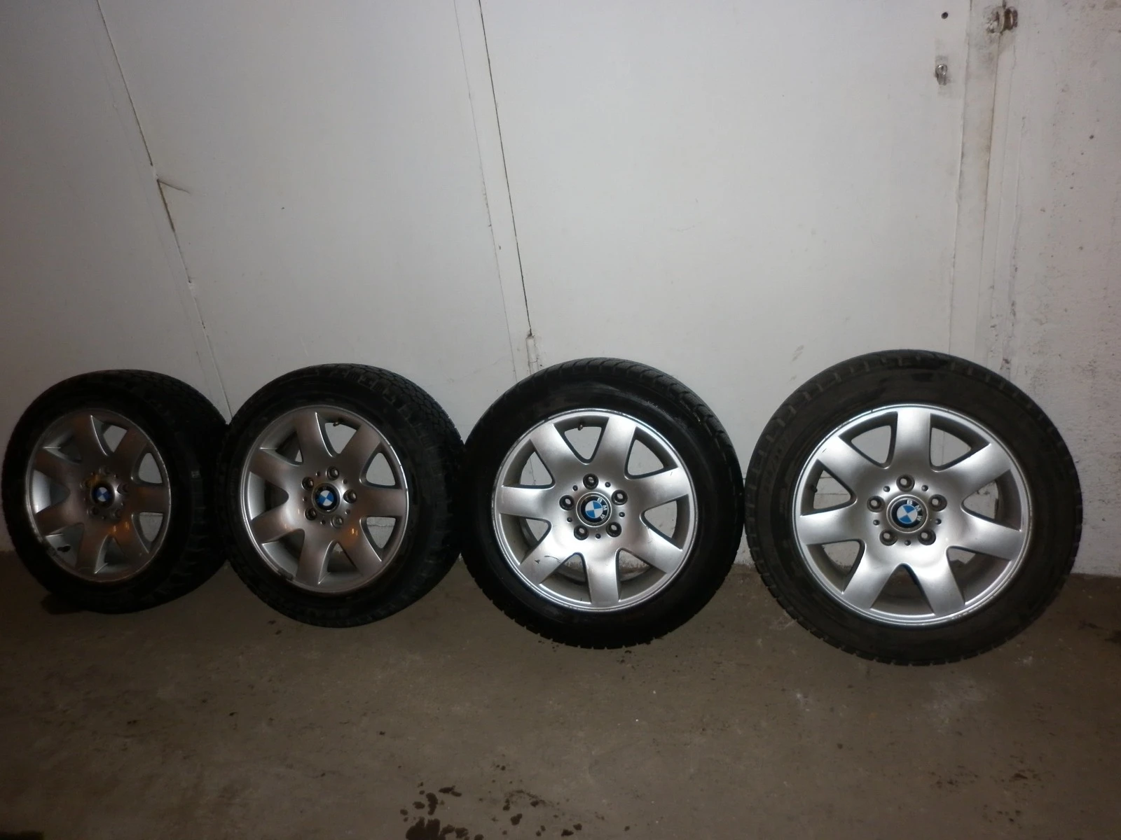 BMW 320, снимка 12 - Автомобили и джипове - 53837235