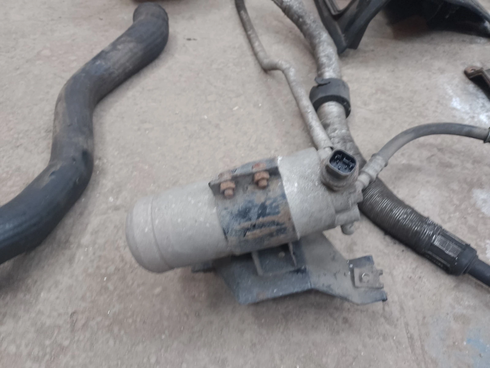 BMW 320, снимка 11 - Автомобили и джипове - 53837235