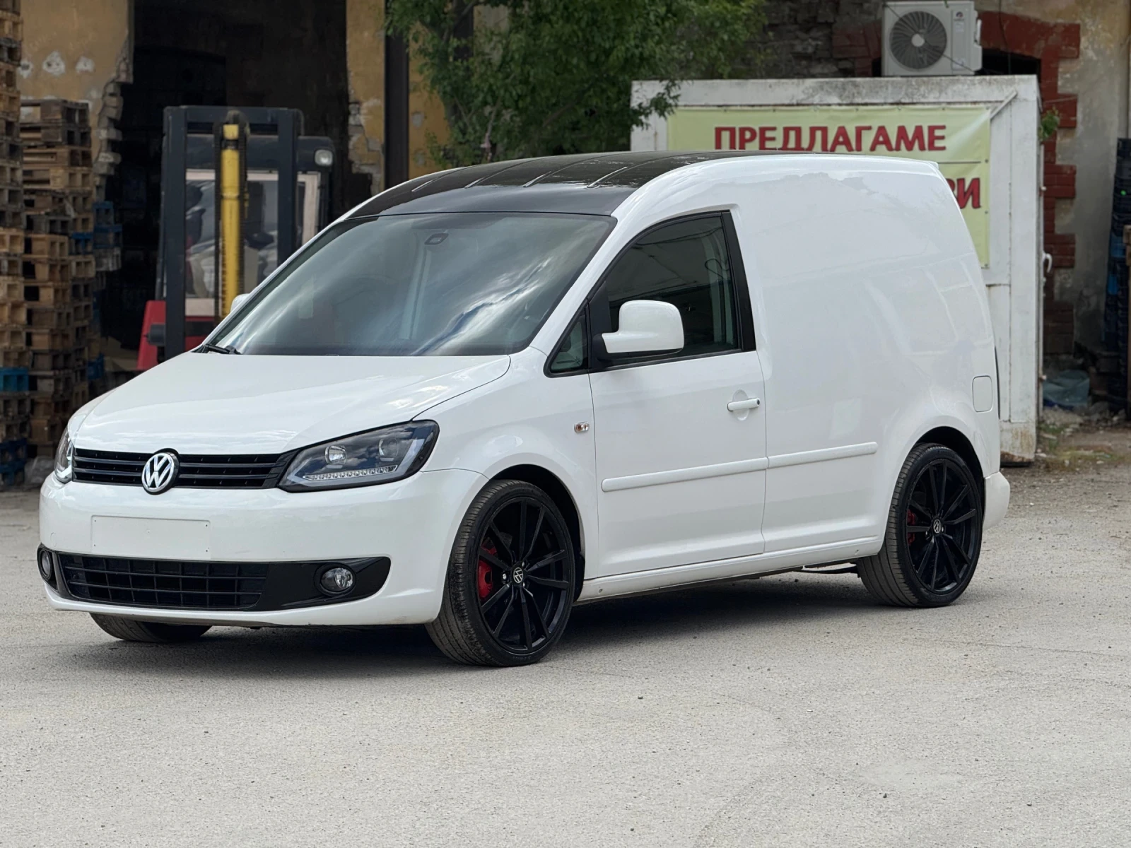 VW Caddy 1.6 TDI * DSG *  - изображение 3