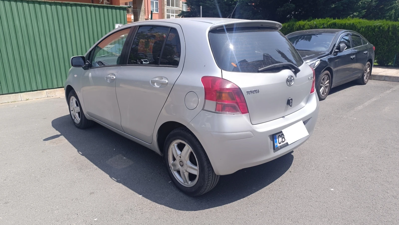 Toyota Yaris 1.0 VVT-I FACELIFT CAMERA NAVI - изображение 4