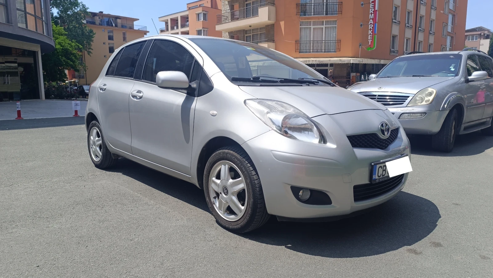 Toyota Yaris 1.0 VVT-I FACELIFT CAMERA NAVI - изображение 2