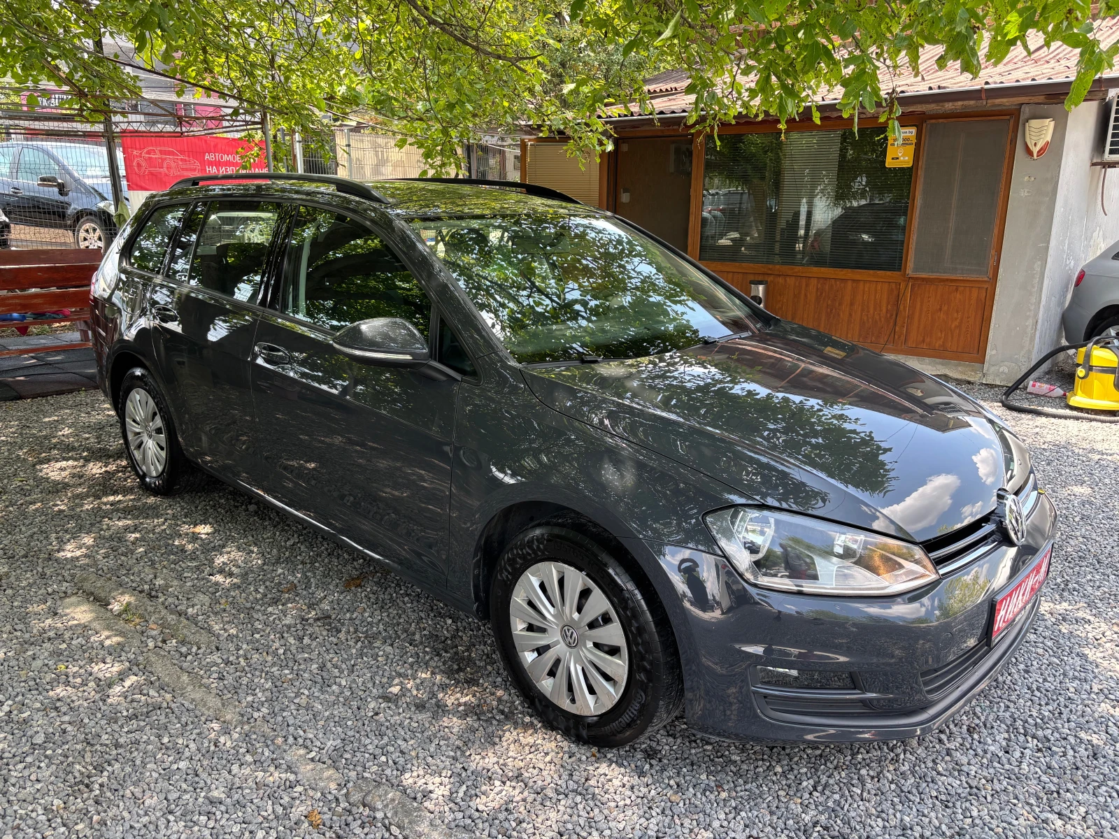 VW Golf 1.6TDI - изображение 3