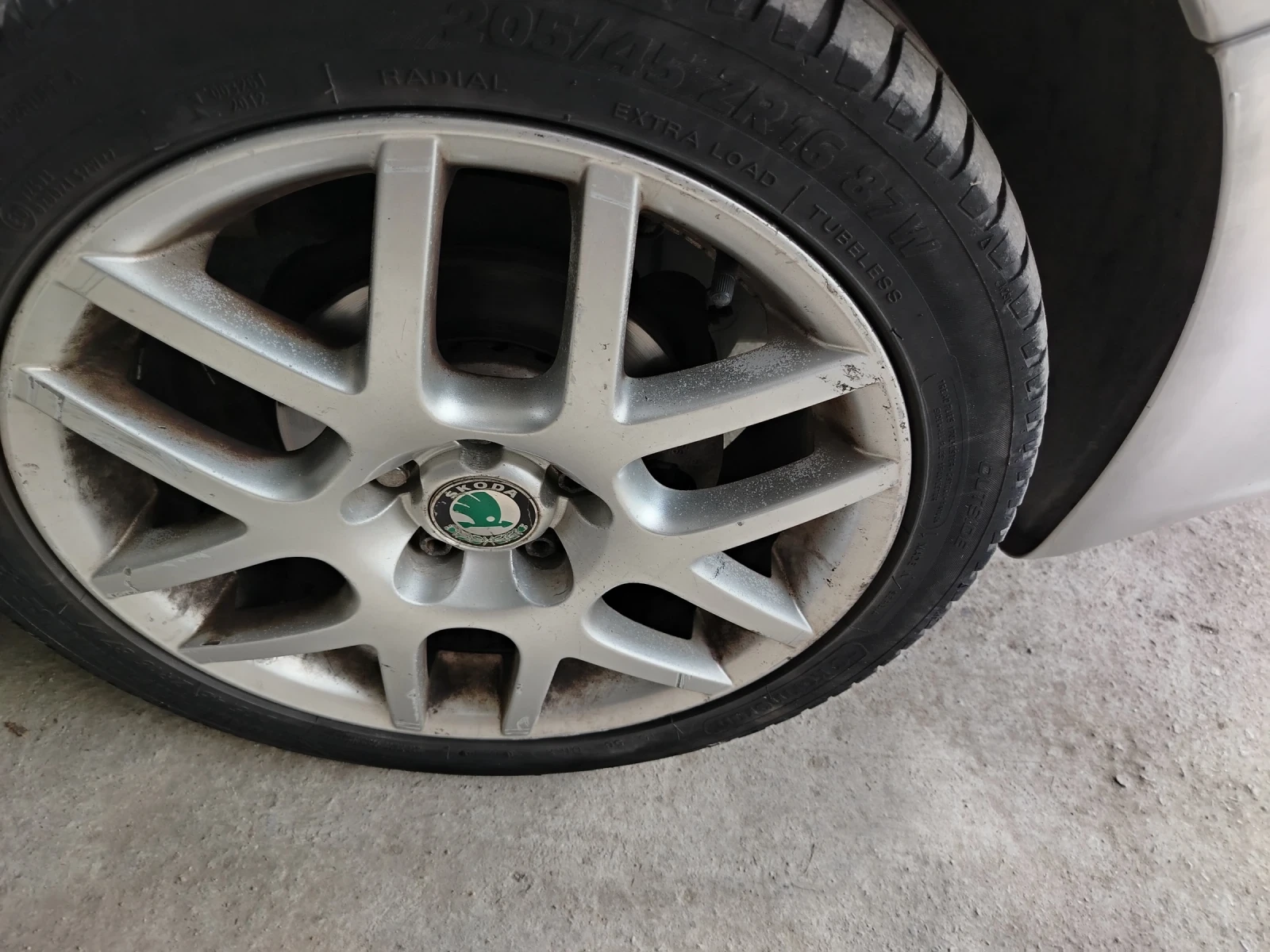 Skoda Fabia 1.2 - изображение 9