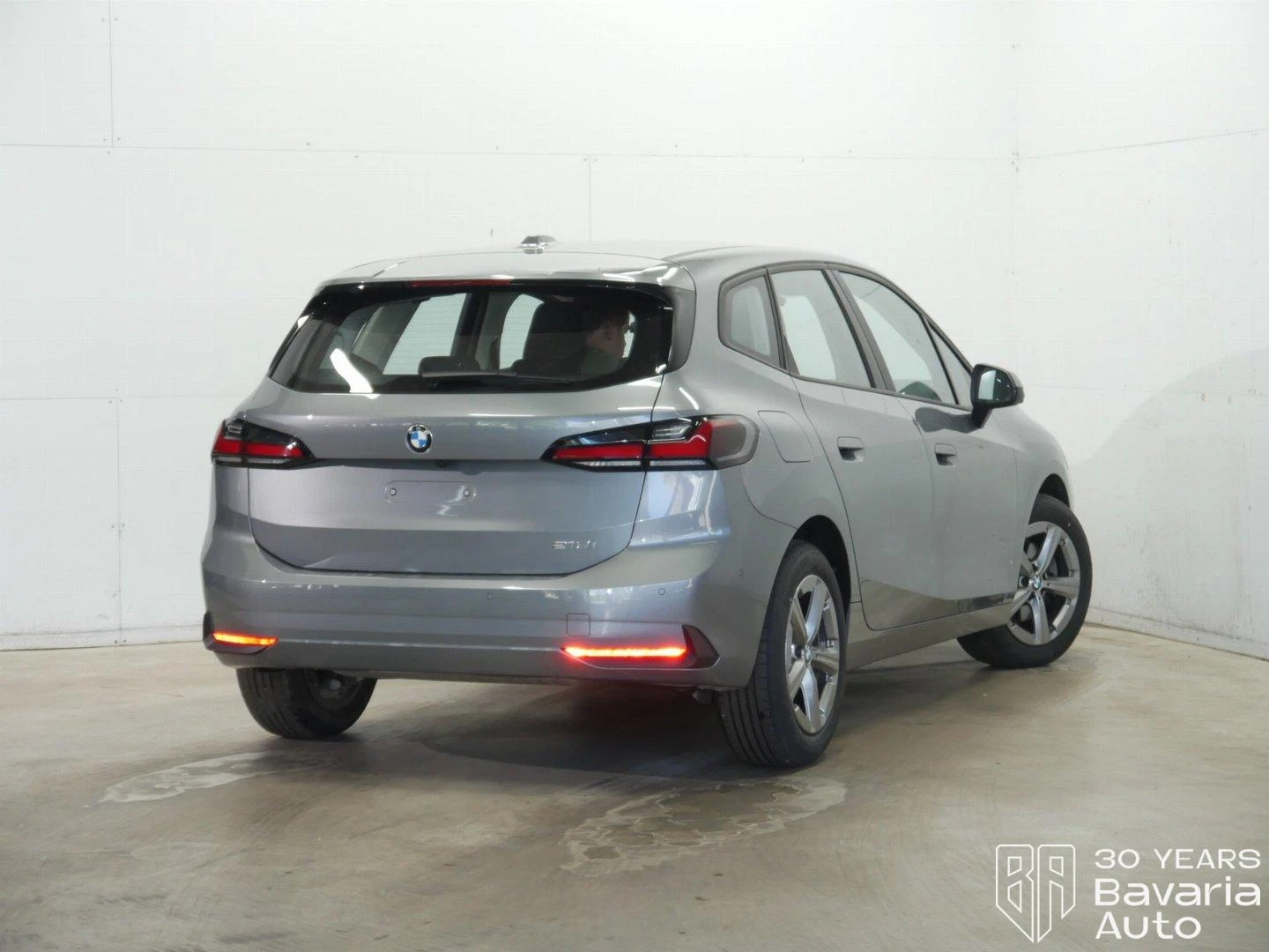 BMW 218 i Active Tourer Steptronic - изображение 3