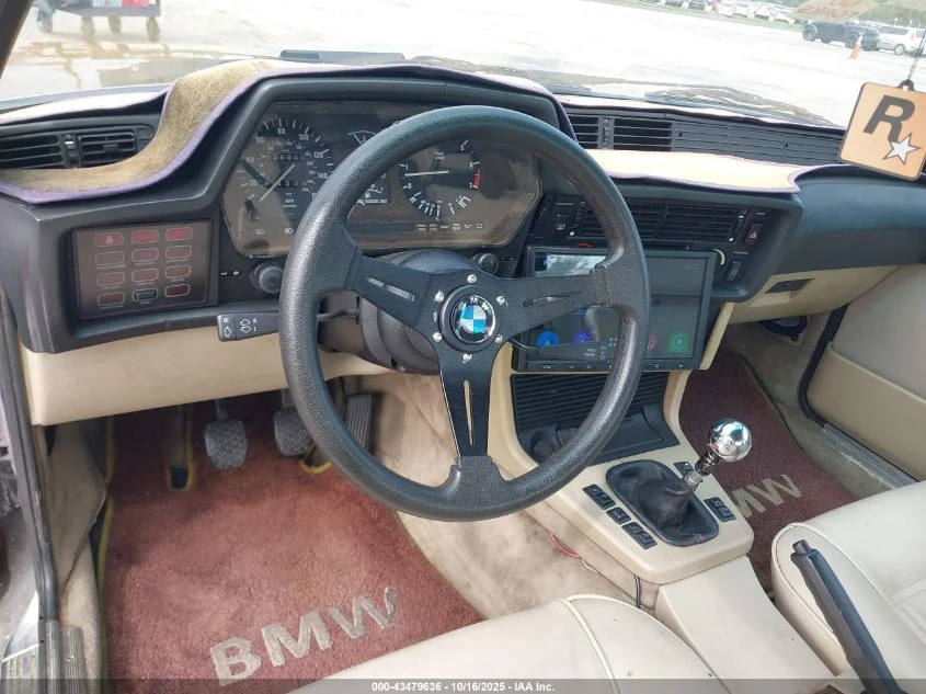 BMW 635 1985 BMW 635 CSI - изображение 8