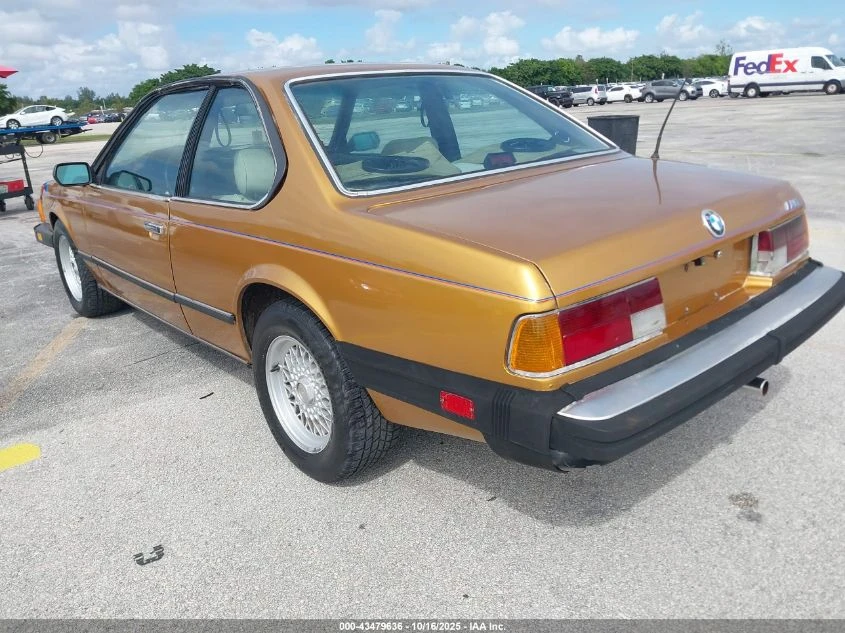 BMW 635 1985 BMW 635 CSI - изображение 4