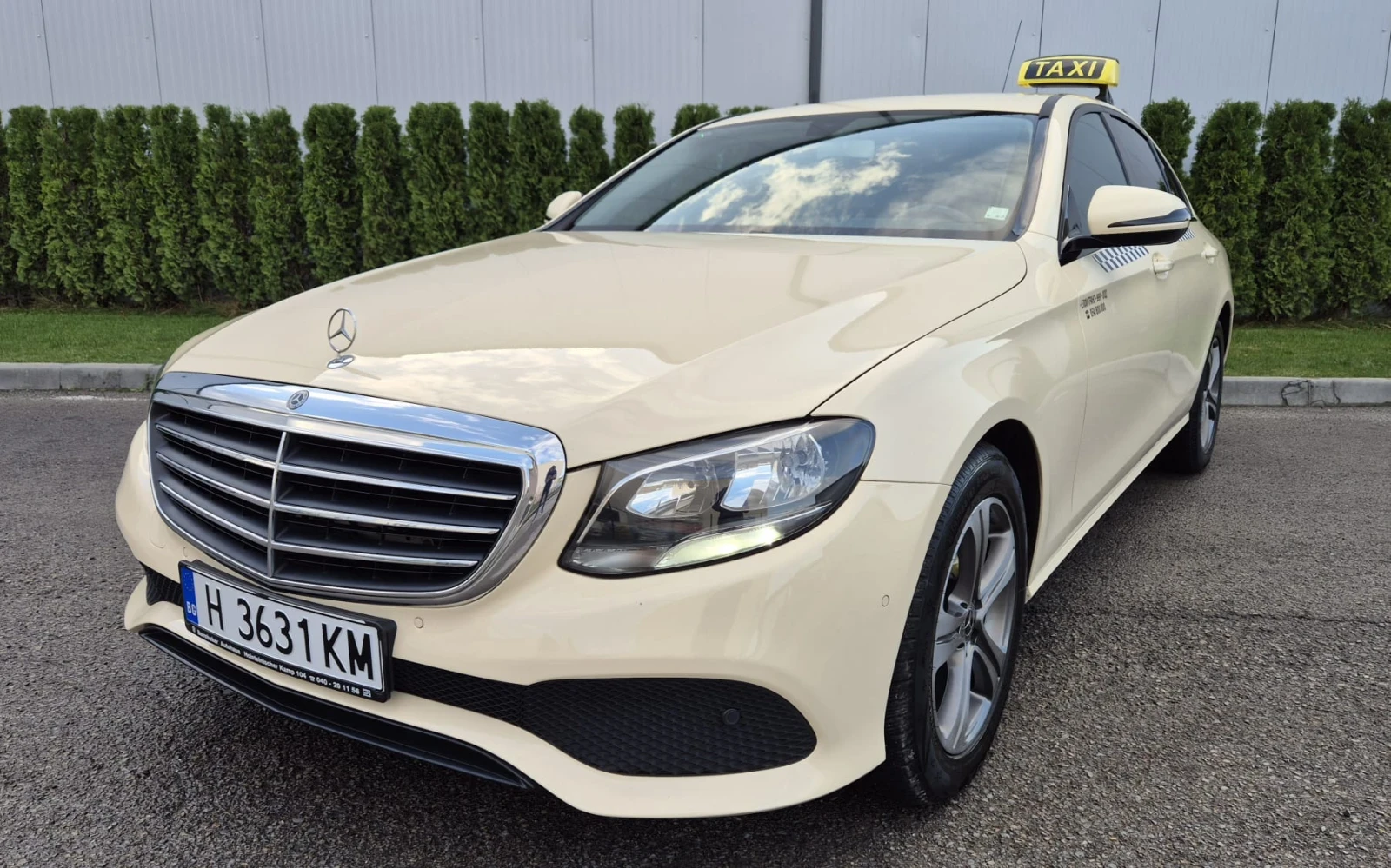 Mercedes-Benz E 200  - изображение 2