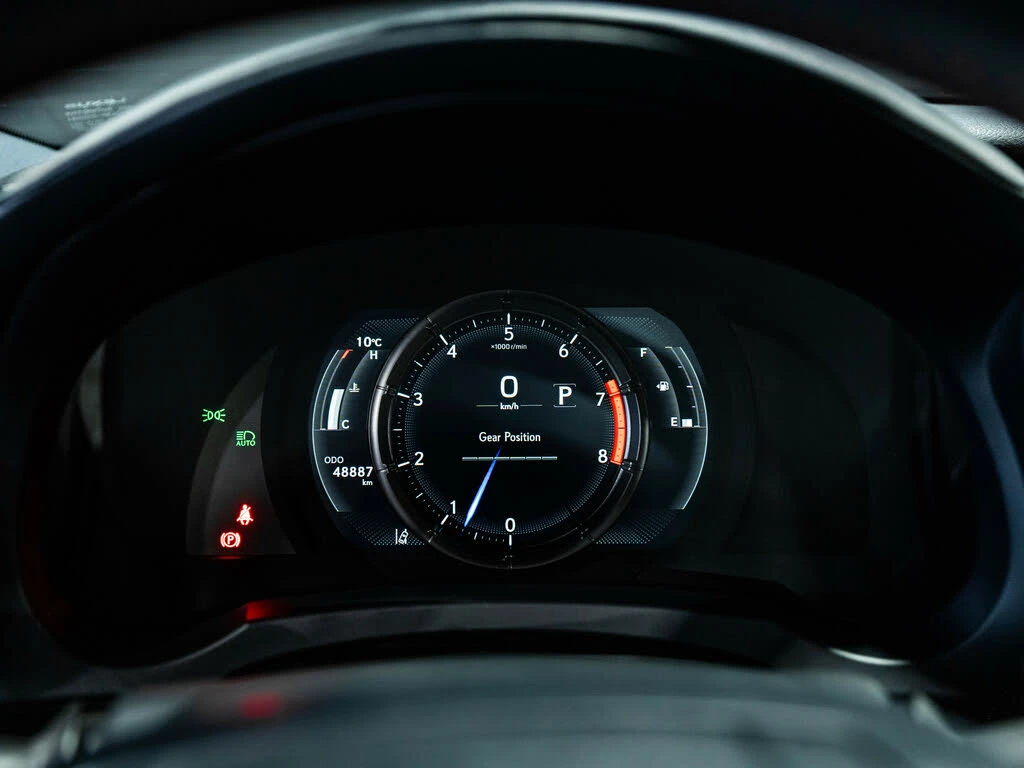 Lexus RC 300h F Sport AWD* АвтоКредит* (ЦЕНА ДО БГ) - изображение 9