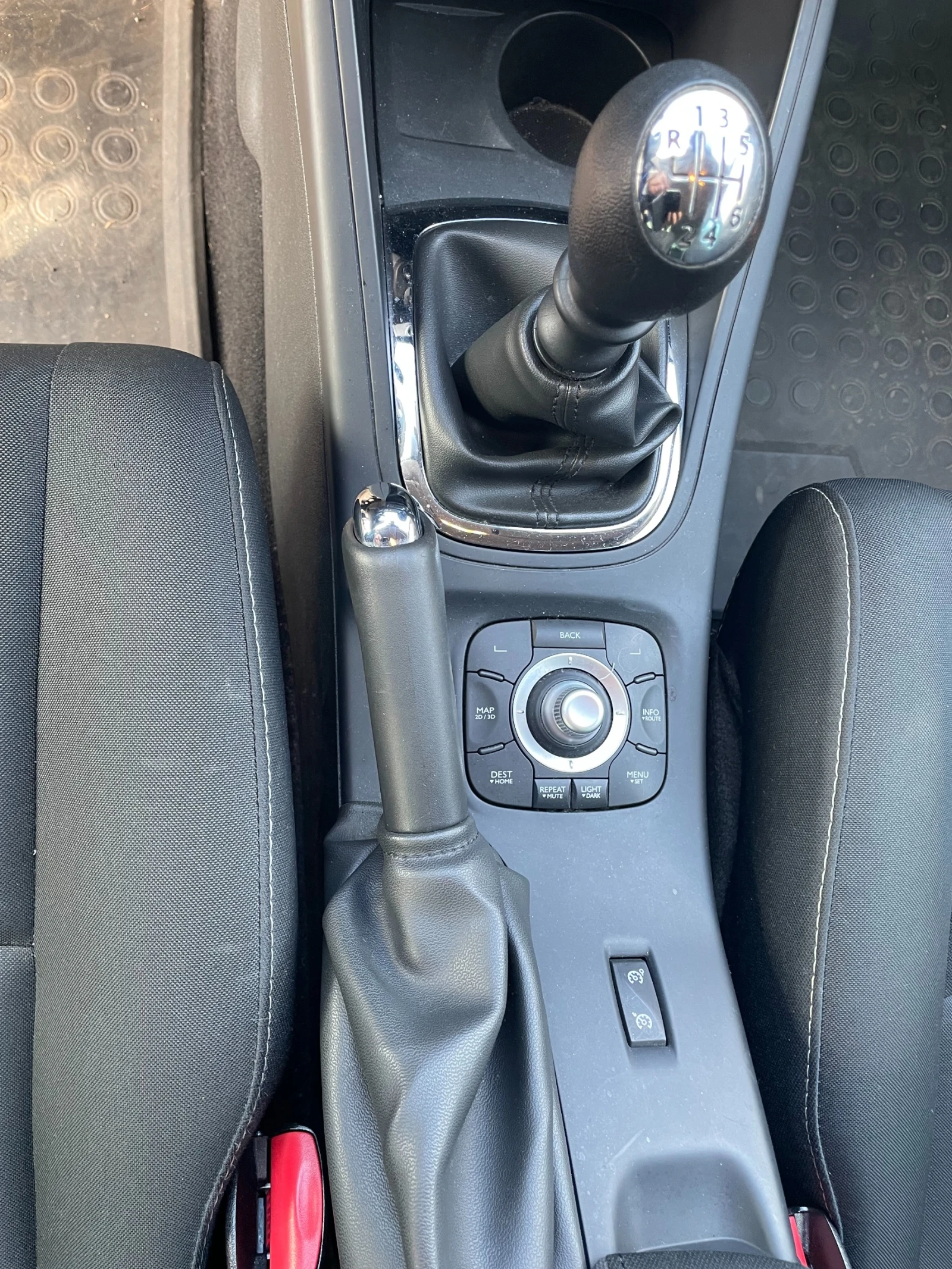 Renault Megane | Mobile.bg   8